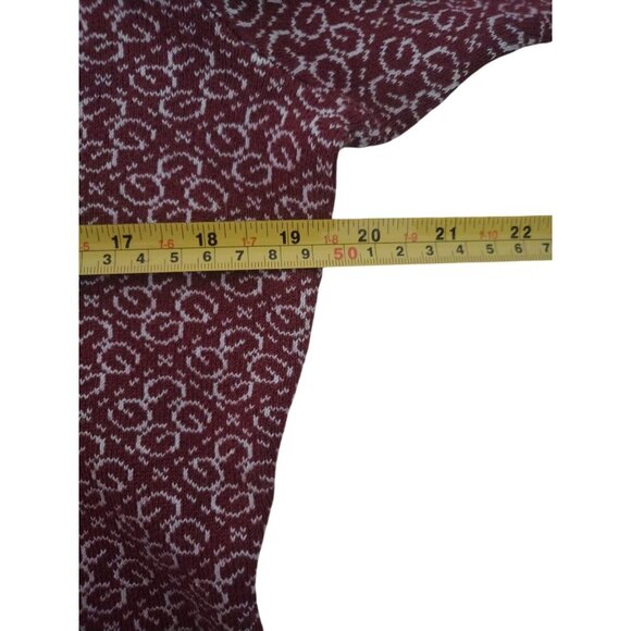 Guess, round neck sweater, long sleeves, with design, red and white. Size XL. - Picture 9 of 11